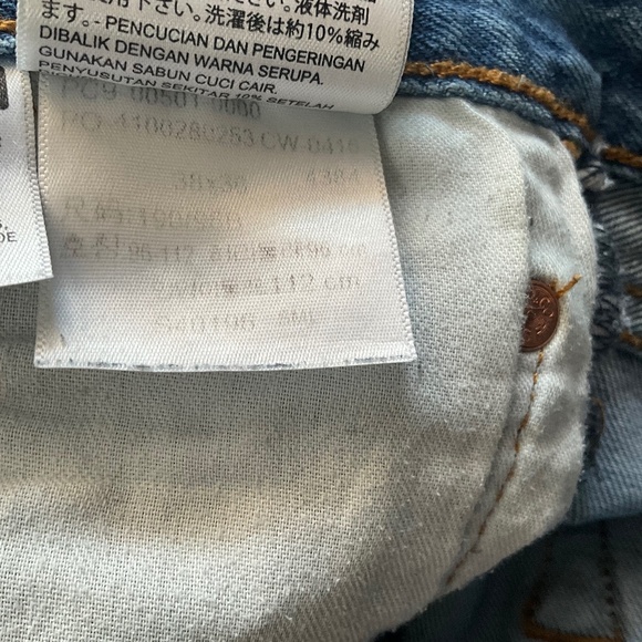 Levi’s Men 501 38 x 36 Classic Button Fly Straight Leg Jeans Tough Original Blue - Picture 7 of 9